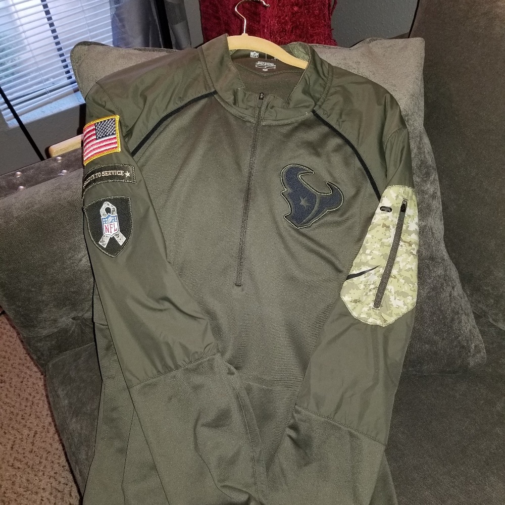 Texans Salute to Military Pullover